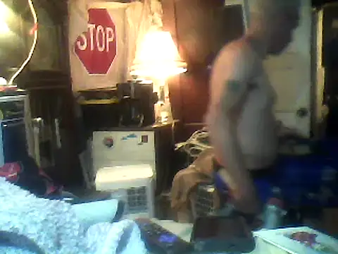 Snapshot of Biknight chatting on 01-17-25, 12:53 Biknight online show from 01-17-25, 12:53