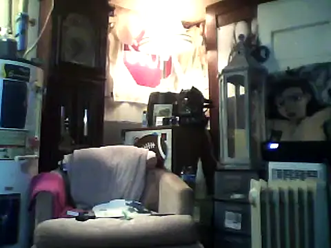 Snapshot of Biknight chatting on 02-24-25, 08:38 Biknight online show from 02-24-25, 08:38