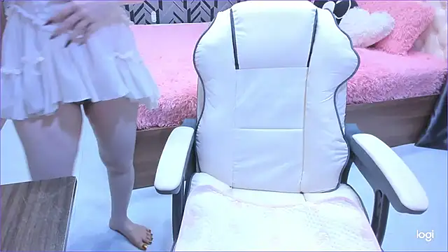 Snapshot of Toyota_Motor_Corporation chatting on 09-25-25, 11:08 Toyota Motor Corporation online show from 09-25-25, 11:08