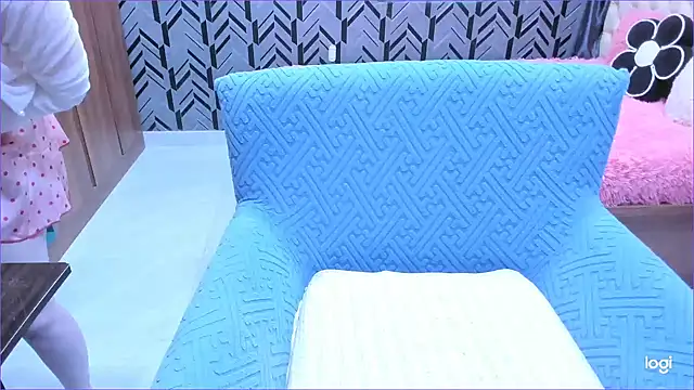 Snapshot of Toyota_Motor_Corporation chatting on 11-05-25, 11:16 Toyota Motor Corporation online show from 11-05-25, 11:16