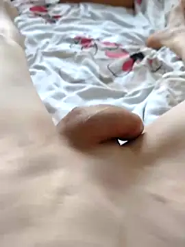 Snapshot of SissyG_ chatting on 10-23-25, 08:46 SissyG online show from 10-23-25, 08:46