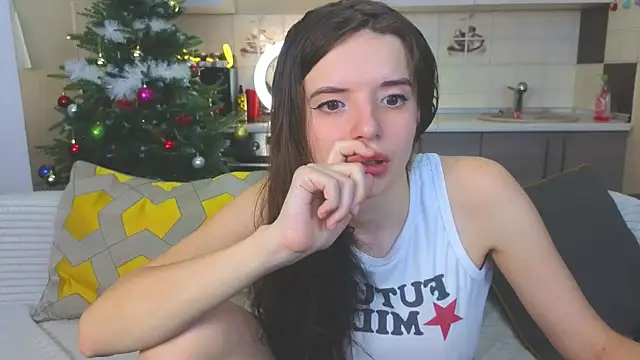 Snapshot of Naughty_Alice chatting on 01-16-25, 12:53 Naughty Alice online show from 01-16-25, 12:53