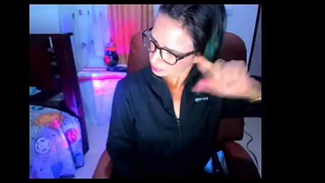 BrianaGarner online show from 10-12-25, 07:29