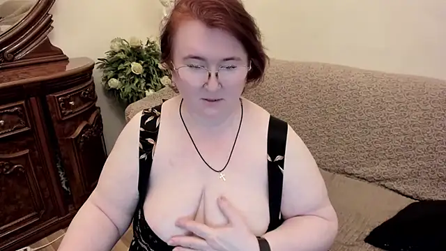 leiamillersonn online show from 09-19-25, 07:03