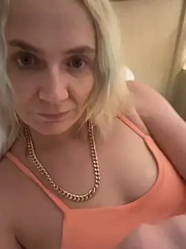 SugarTits199869 online show from 10-10-25, 05:06