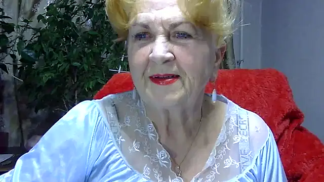 Emma52610 online show from 01-22-25, 05:28