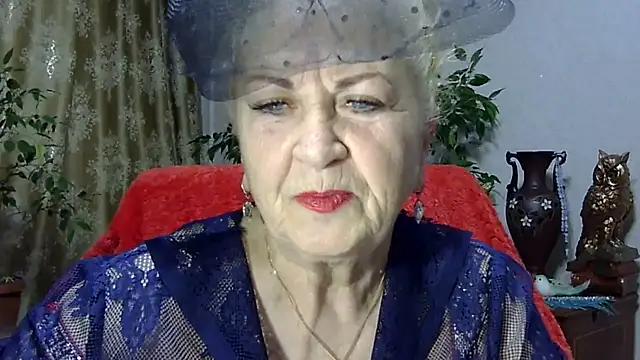 Emma52610 online show from 03-01-25, 05:42