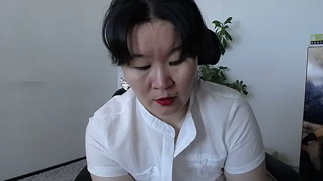 Akira xx online show from 10-16-25, 02:23