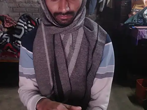 Snapshot of ThethunderPo chatting on 12-23-25, 02:53 ThethunderPo online show from 12-23-25, 02:53