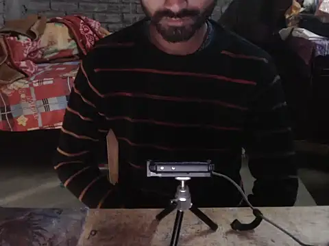 Snapshot of ThethunderPo chatting on 02-08-26, 03:21 ThethunderPo online show from 02-08-26, 03:21