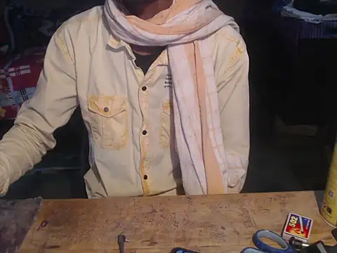 Snapshot of ThethunderPo chatting on 02-12-26, 03:23 ThethunderPo online show from 02-12-26, 03:23