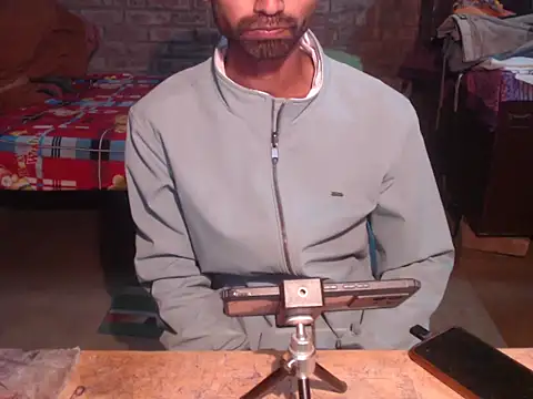 Snapshot of ThethunderPo chatting on 02-14-26, 03:31 ThethunderPo online show from 02-14-26, 03:31