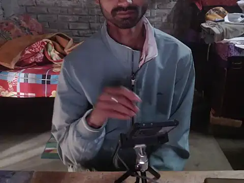 Snapshot of ThethunderPo chatting on 02-15-26, 03:36 ThethunderPo online show from 02-15-26, 03:36