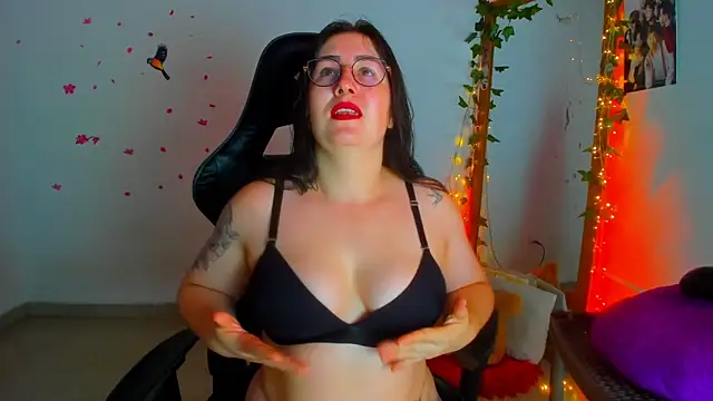 Susan Foxx online show from 10-25-25, 07:08