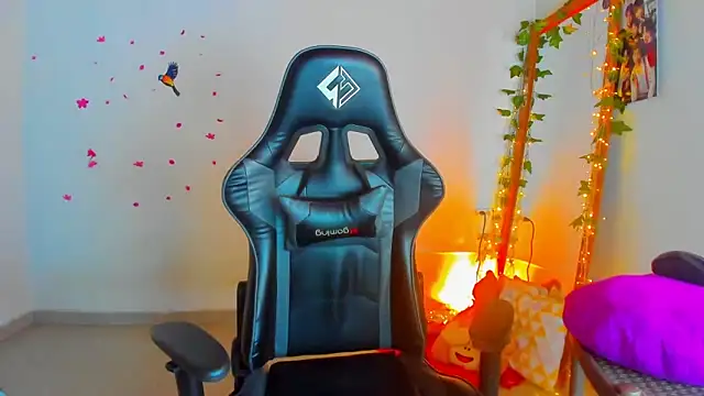 Susan Foxx online show from 11-08-25, 07:34