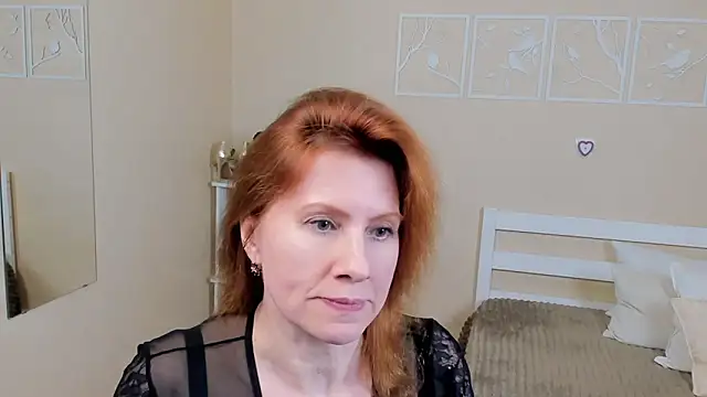 Snapshot of FoxySophia chatting on 02-25-25, 03:42 FoxySophia online show from 02-25-25, 03:42