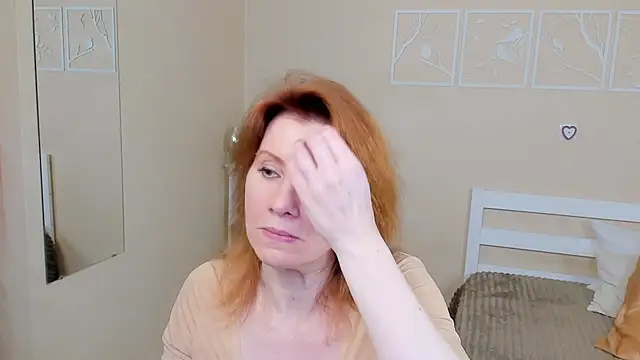 Snapshot of FoxySophia chatting on 02-26-25, 08:15 FoxySophia online show from 02-26-25, 08:15