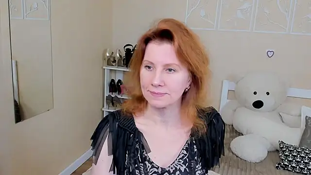 Snapshot of FoxySophia chatting on 03-07-25, 10:10 FoxySophia online show from 03-07-25, 10:10