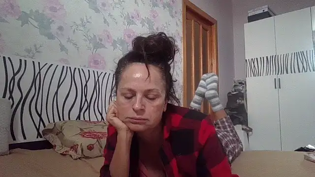 LindaStarS online show from 10-11-25, 06:12