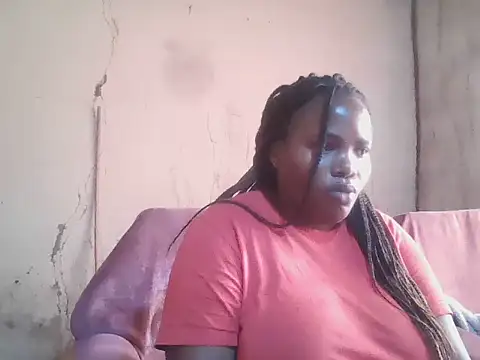 Snapshot of sexybigboobz chatting on 10-19-25, 04:24 sexybigboobz online show from 10-19-25, 04:24