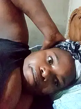 Snapshot of sexybigboobz chatting on 11-17-25, 01:11 sexybigboobz online show from 11-17-25, 01:11