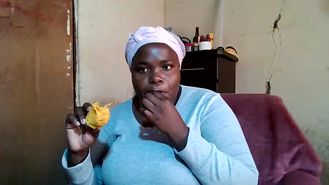 Snapshot of sexybigboobz chatting on 11-20-25, 08:03 sexybigboobz online show from 11-20-25, 08:03