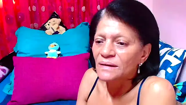 SLUTTYROXY online show from 09-30-25, 06:18