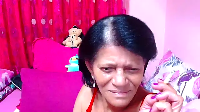 SLUTTYROXY online show from 10-06-25, 07:33