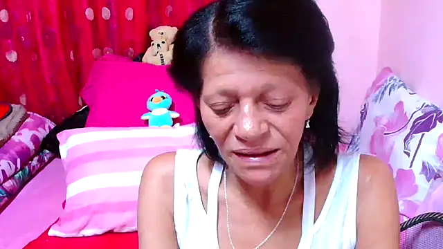 SLUTTYROXY online show from 10-28-25, 06:32