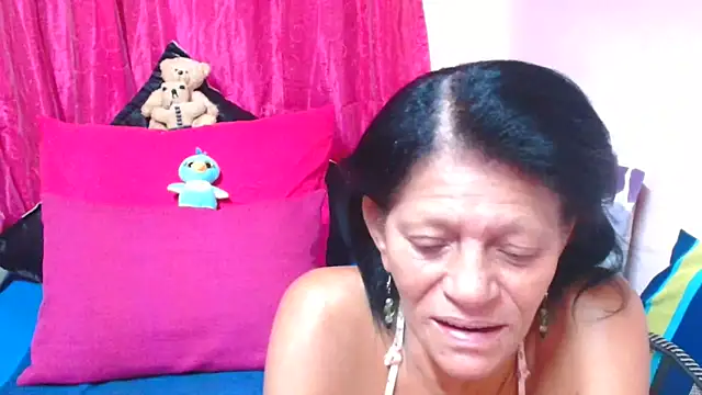 SLUTTYROXY online show from 12-17-25, 06:47