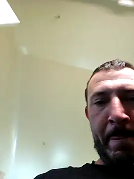 UncutHammer69 online show from 10-22-25, 06:51