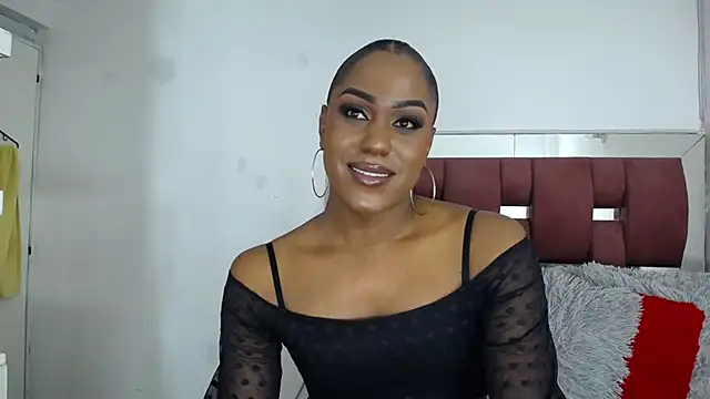 LoraineBigCockTs online show from 11-17-25, 08:47