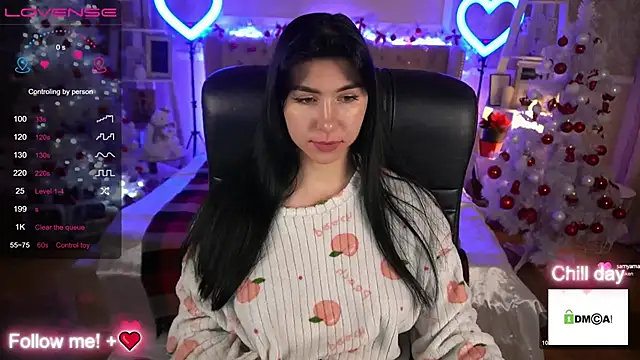 EmilyCandyy online show from 12-17-24, 10:34