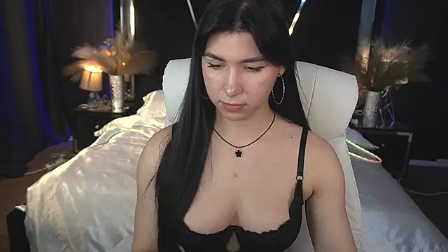 EmilyCandyy online show from 11-08-25, 07:41