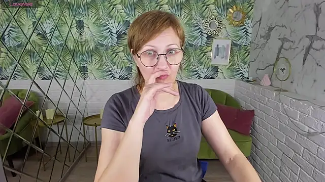 Paris Cherry online show from 03-08-25, 08:03