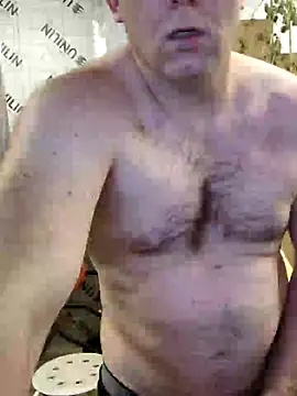 Snapshot of IronedTitan chatting on 12-13-24, 02:32 IronedTitan online show from 12-13-24, 02:32