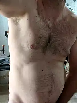 Snapshot of IronedTitan chatting on 09-12-25, 12:44 IronedTitan online show from 09-12-25, 12:44