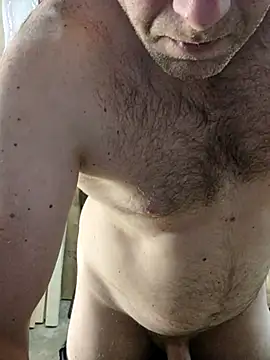 Snapshot of IronedTitan chatting on 09-23-25, 03:59 IronedTitan online show from 09-23-25, 03:59