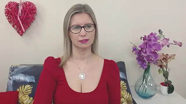 DoreenSexy online show from 03-18-25, 07:19