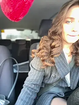 MariiD online show from 02-21-26, 07:09