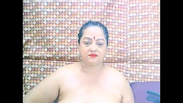 Snapshot of matureindian chatting on 05-17-26, 09:17 matureindian online show from 05-17-26, 09:17