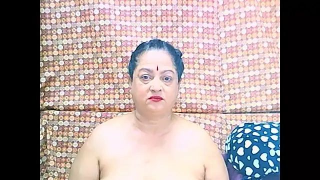 Snapshot of matureindian chatting on 05-18-26, 05:30 matureindian online show from 05-18-26, 05:30
