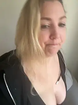 Anna Alexa online show from 01-28-25, 08:25