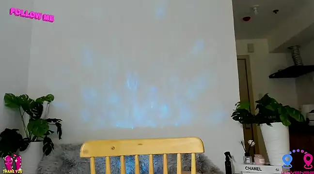 hottycrishina online show from 02-20-25, 08:39