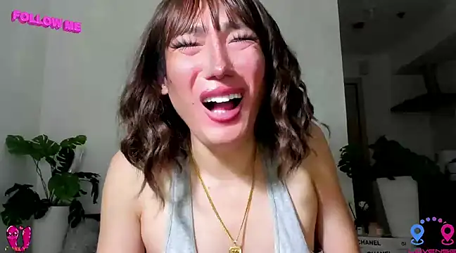 hottycrishina online show from 02-21-25, 09:13