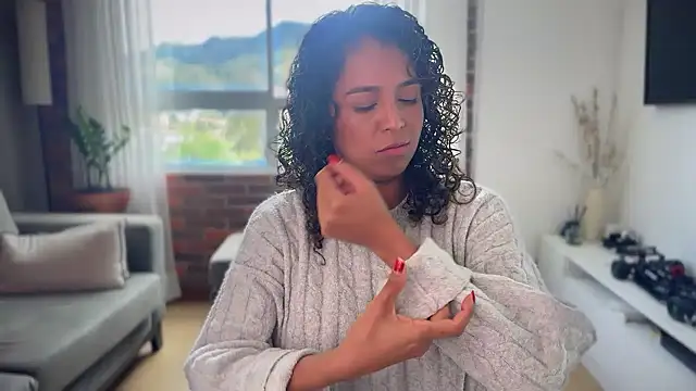 illaroom online show from 01-27-25, 06:41