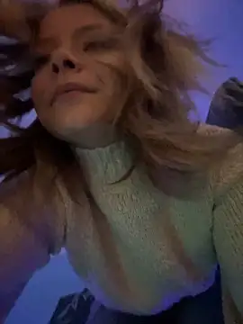 Snapshot of AnastasiaAniess chatting on 12-14-24, 08:29 AnastasiaAniess online show from 12-14-24, 08:29