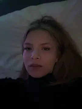 Snapshot of AnastasiaAniess chatting on 01-01-25, 01:58 AnastasiaAniess online show from 01-01-25, 01:58