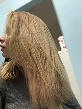 Snapshot of AnastasiaAniess chatting on 01-15-25, 09:09 AnastasiaAniess online show from 01-15-25, 09:09