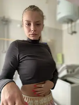 Snapshot of AnastasiaAniess chatting on 02-02-25, 12:57 AnastasiaAniess online show from 02-02-25, 12:57